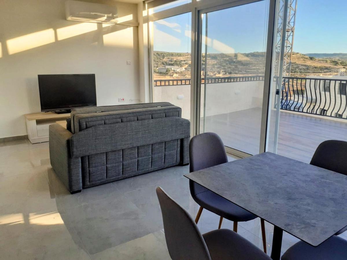 Panoramic Penthouse Haven Διαμέρισμα Mellieħa Εξωτερικό φωτογραφία