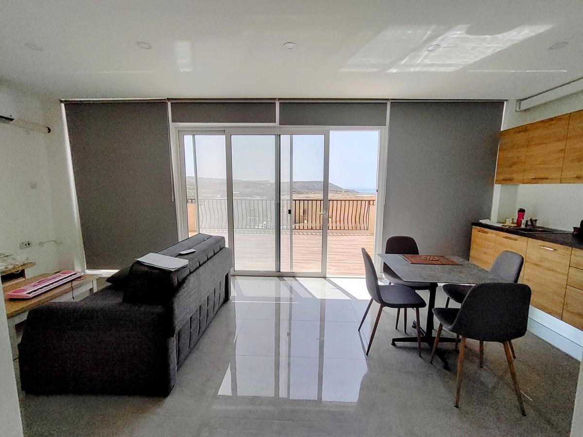 Panoramic Penthouse Haven Διαμέρισμα Mellieħa Εξωτερικό φωτογραφία