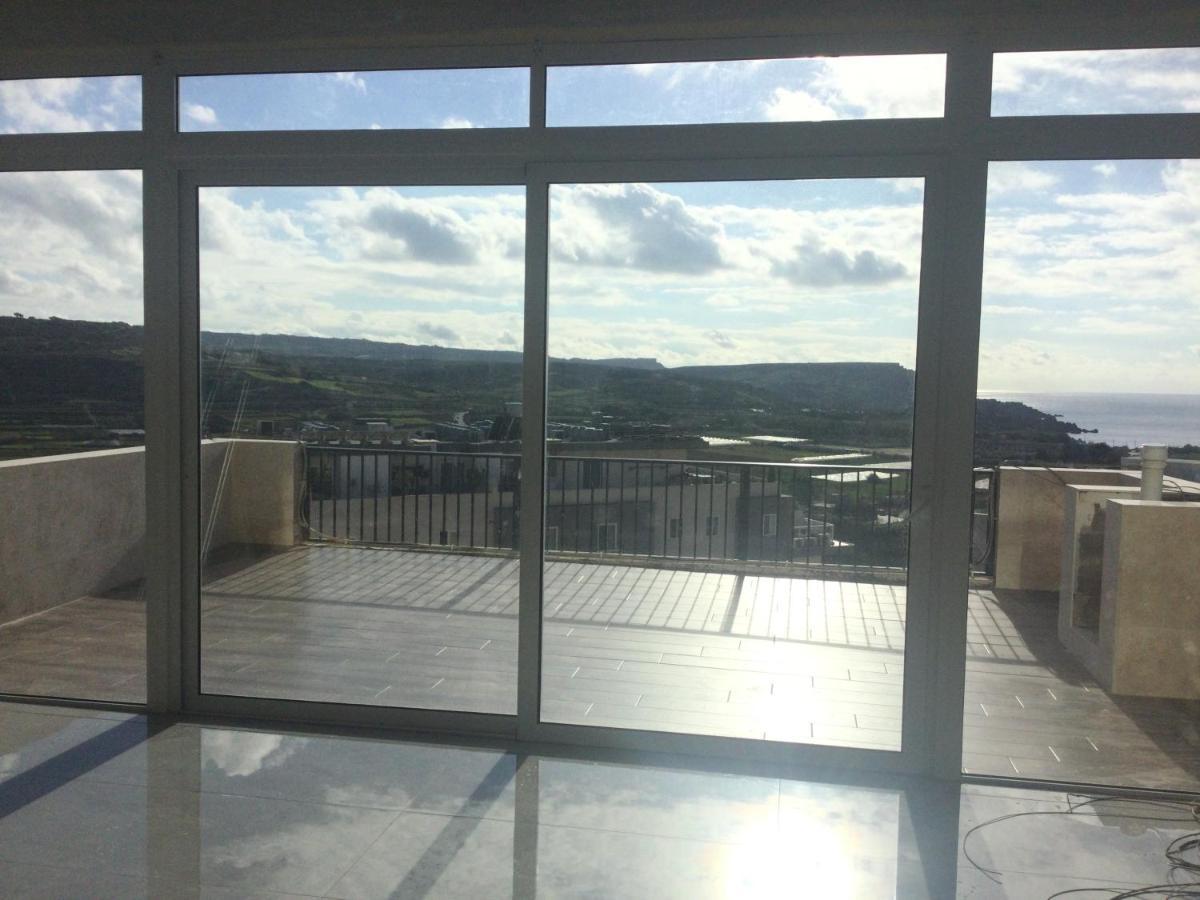 Panoramic Penthouse Haven Διαμέρισμα Mellieħa Εξωτερικό φωτογραφία